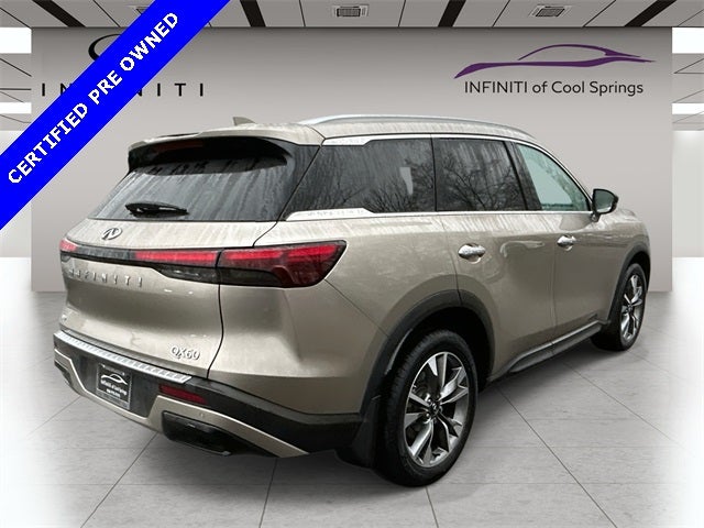 2023 INFINITI QX60 LUXE
