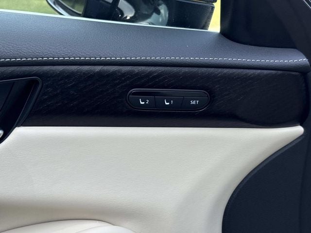 2022 INFINITI QX60 Sensory