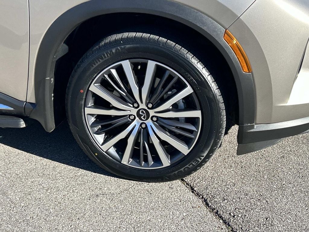 2023 INFINITI QX60 SENSORY