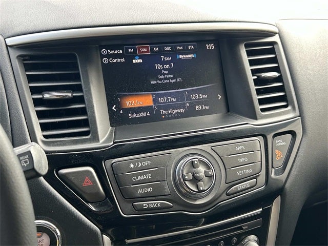 2020 Nissan Pathfinder SV