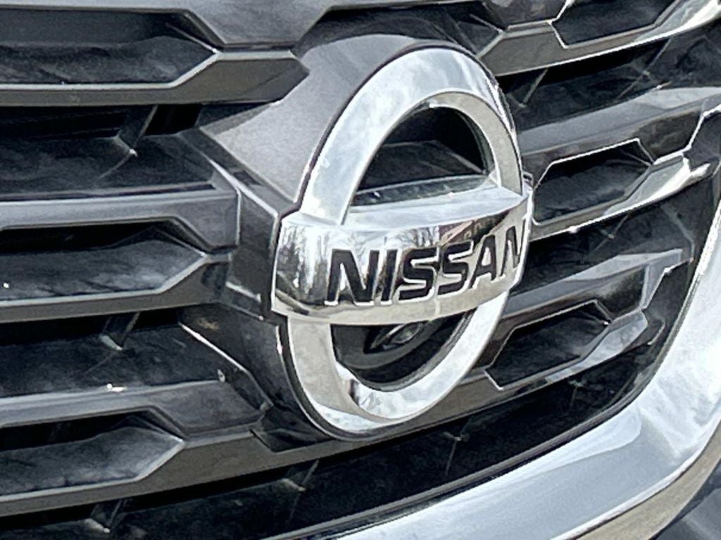 2017 Nissan Pathfinder SL