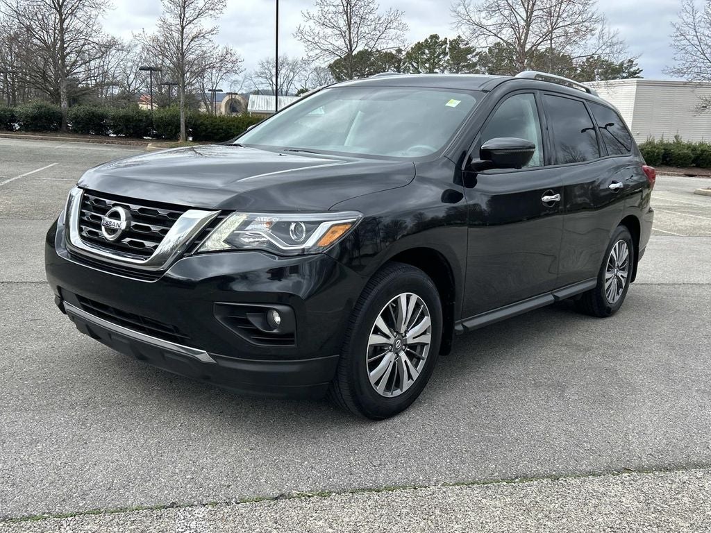 2017 Nissan Pathfinder SL