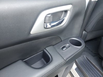 2019 Nissan Pathfinder SV