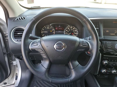 2019 Nissan Pathfinder SV