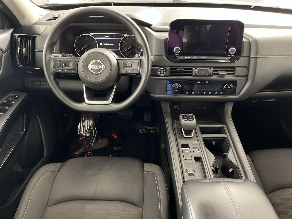 2023 Nissan Pathfinder S