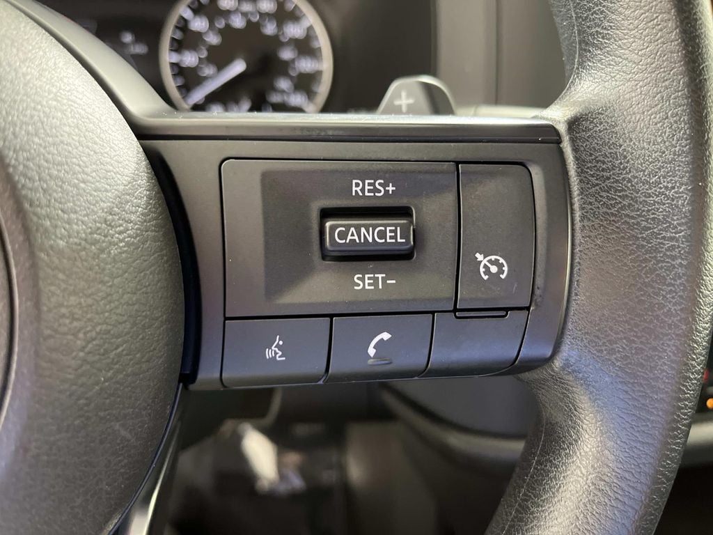 2023 Nissan Pathfinder S