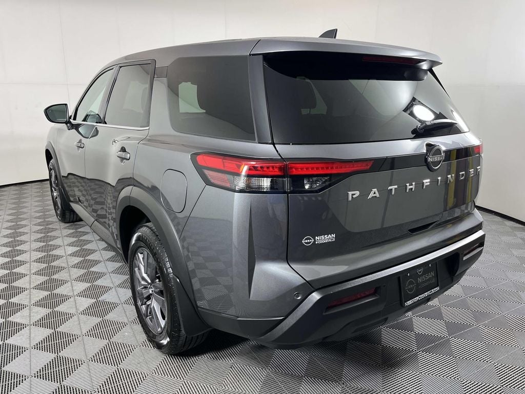2023 Nissan Pathfinder S