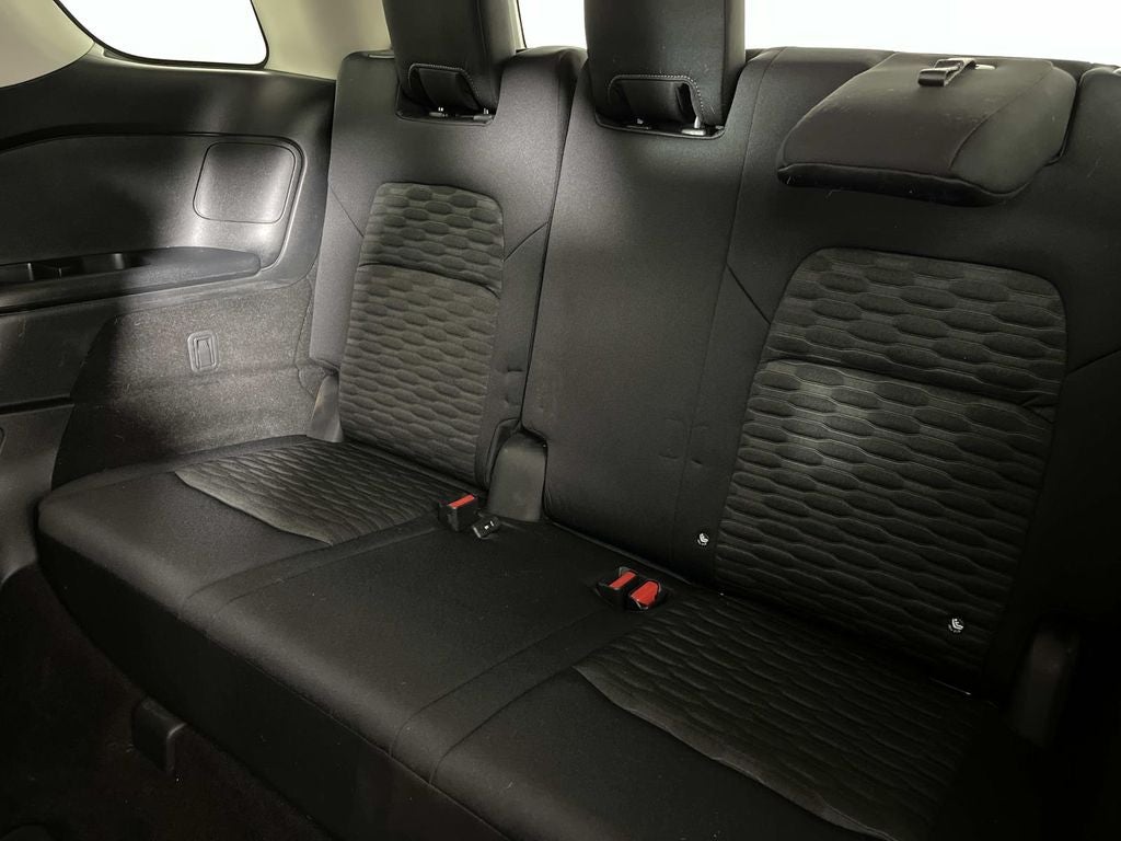 2023 Nissan Pathfinder S