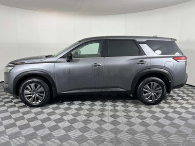 2023 Nissan Pathfinder S