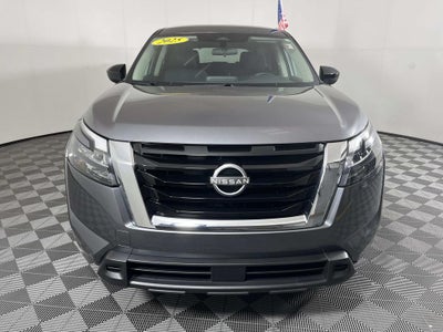 2025 Nissan Pathfinder S