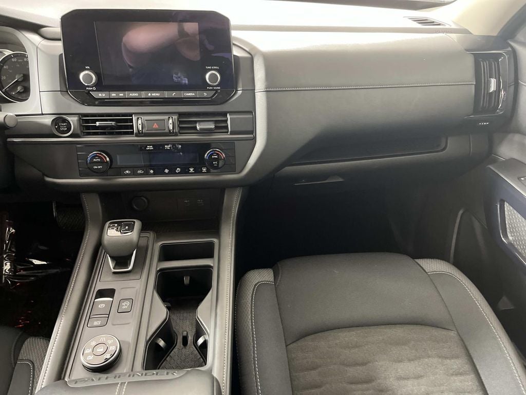 2025 Nissan Pathfinder S