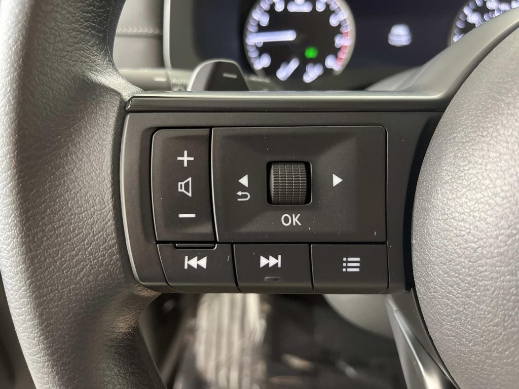 2025 Nissan Pathfinder S