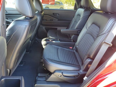 2023 Nissan Pathfinder Rock Creek