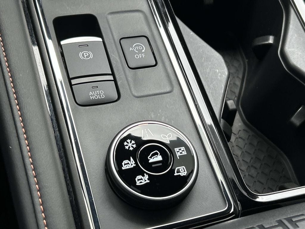 2025 Nissan Pathfinder Rock Creek