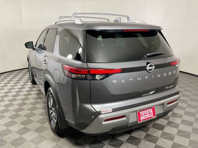 2024 Nissan Pathfinder SL