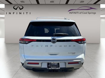 2024 Nissan Pathfinder Platinum