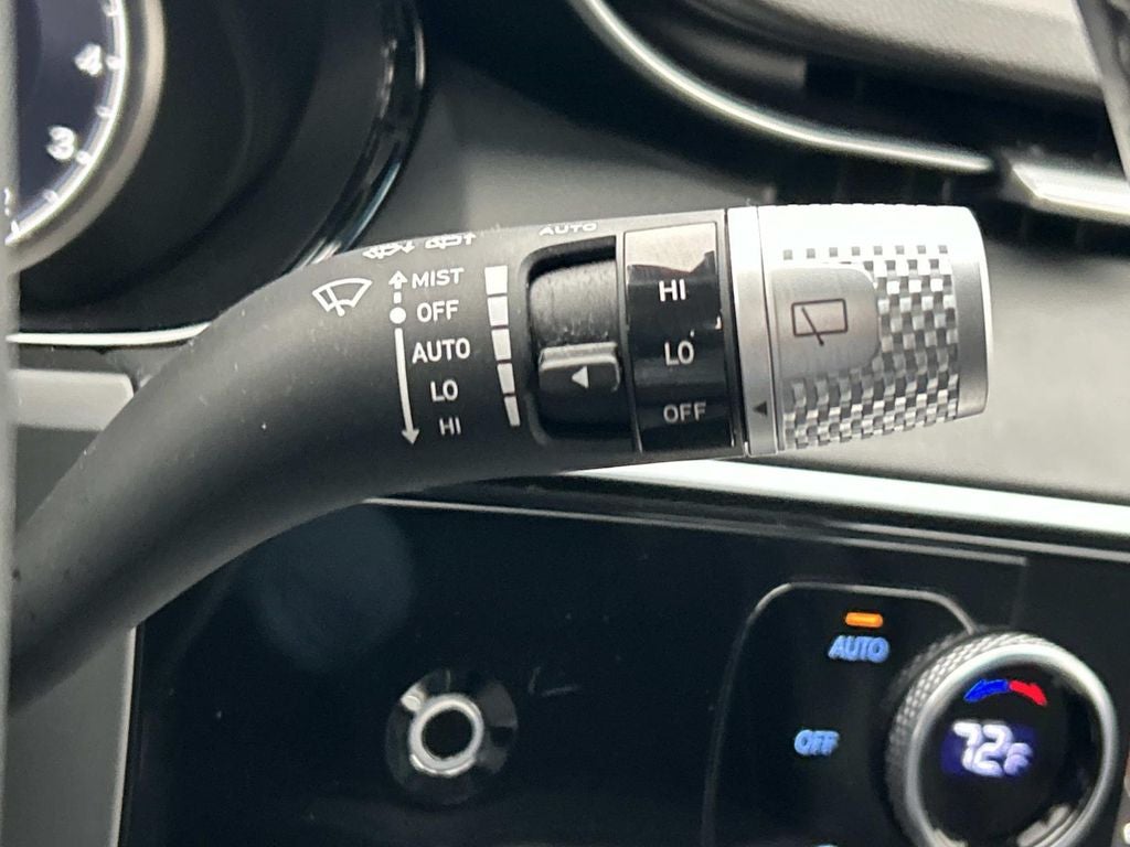 2024 Genesis GV70 2.5T