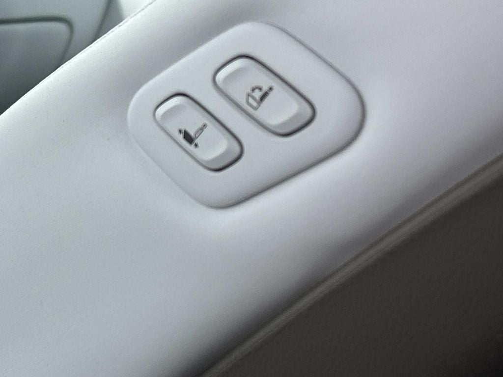 2026 Genesis Electrified GV70 Prestige 20""