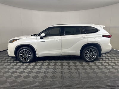 2021 Toyota Highlander Hybrid Platinum