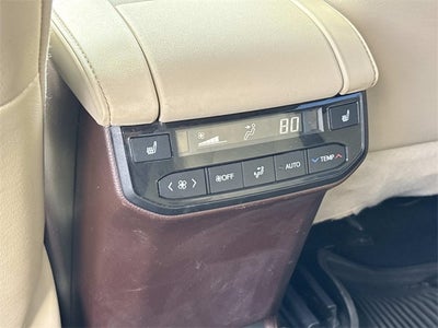 2020 Toyota Highlander Hybrid Platinum