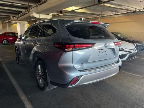 2024 Toyota Highlander Hybrid Platinum