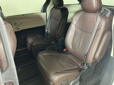 2021 Toyota Sienna Platinum 7 Passenger