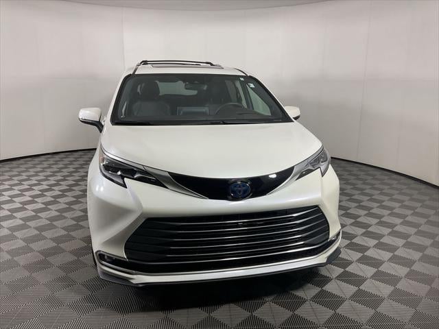 2021 Toyota Sienna Platinum 7 Passenger