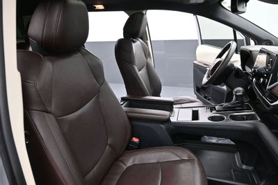 2021 Toyota Sienna Platinum 7 Passenger