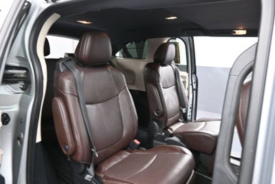 2021 Toyota Sienna Platinum 7 Passenger