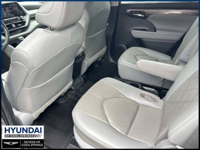2021 Toyota Highlander Platinum