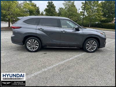 2021 Toyota Highlander Platinum