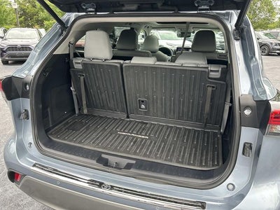 2021 Toyota Highlander Platinum