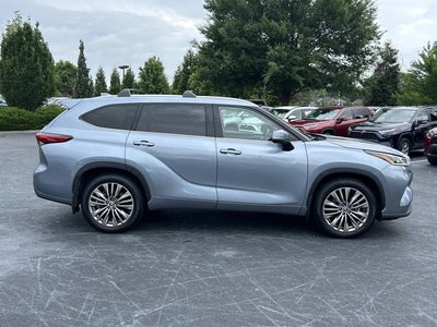 2021 Toyota Highlander Platinum