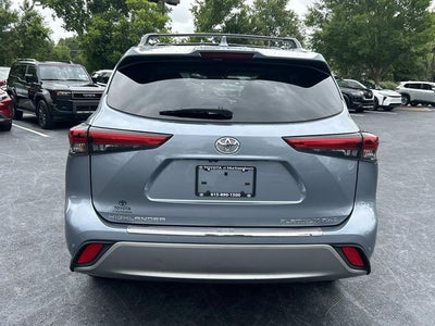 2021 Toyota Highlander Platinum