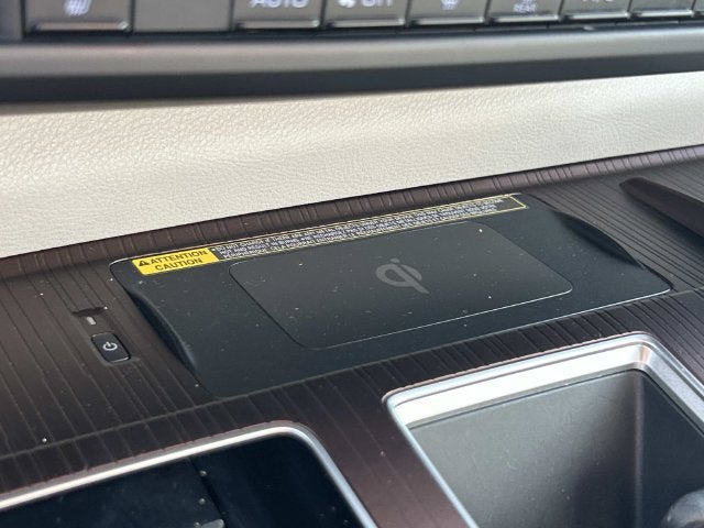 2022 Toyota Sienna XLE 8 Passenger