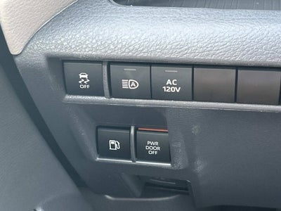 2022 Toyota Sienna XLE 8 Passenger