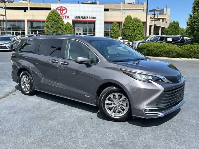 2021 Toyota Sienna XLE 7 Passenger
