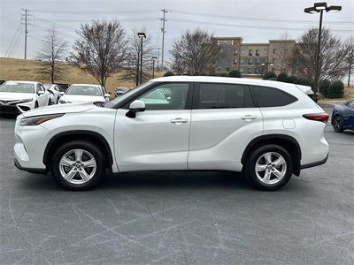 2023 Toyota Highlander LE