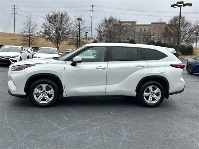 2023 Toyota Highlander LE