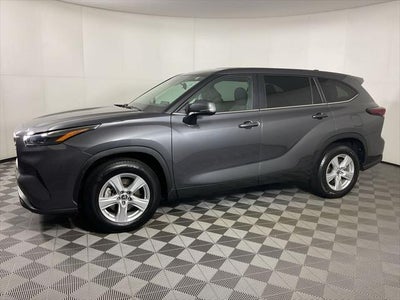 2024 Toyota Highlander LE
