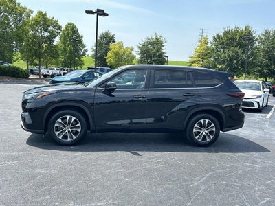2024 Toyota Highlander XLE