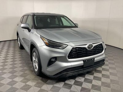2024 Toyota Highlander LE