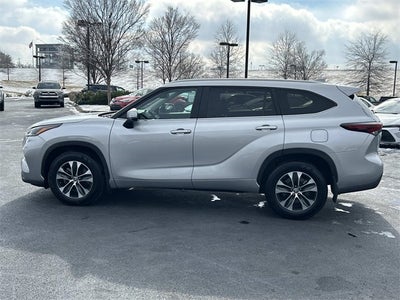 2024 Toyota Highlander XLE