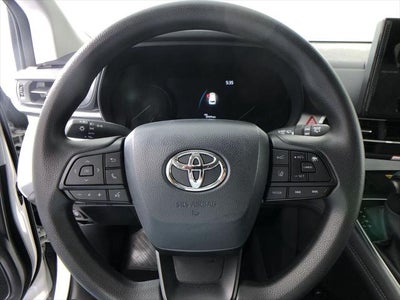 2026 Toyota Sienna LE 8 Passenger