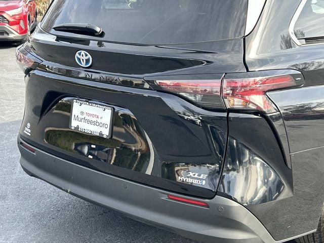 2024 Toyota Sienna XLE 7 Passenger