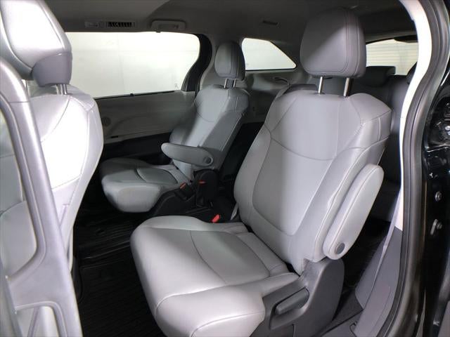 2024 Toyota Sienna XLE 8 Passenger