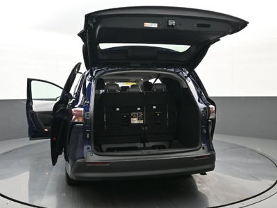 2026 Toyota Sienna XLE 8 Passenger
