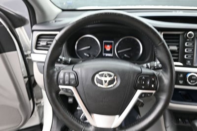 2017 Toyota Highlander Limited Platinum