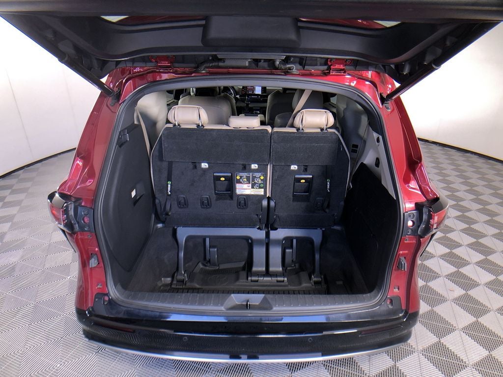 2021 Toyota Sienna Limited 7 Passenger