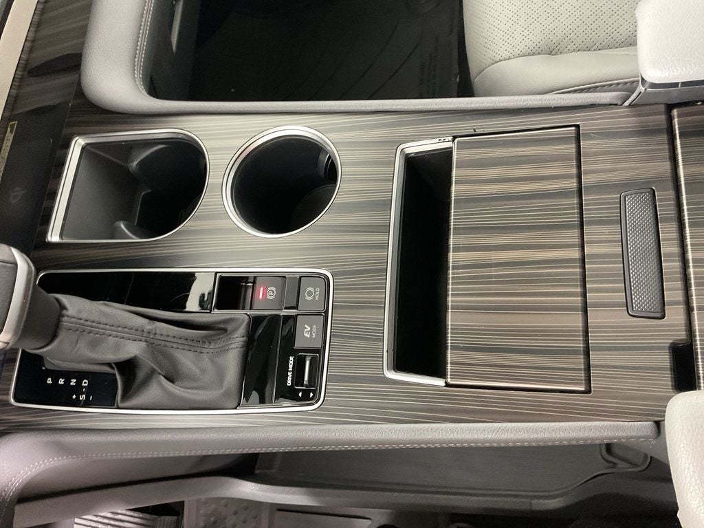 2023 Toyota Sienna Limited 7 Passenger